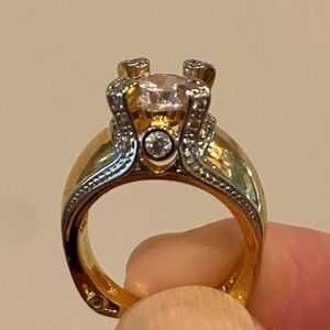 Women’s Gold Tone Cocktail Ring with Simulated Diamonds Size 6